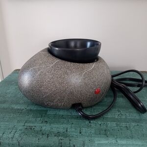 Scentsy Black and Gray Stone Wax Warmer